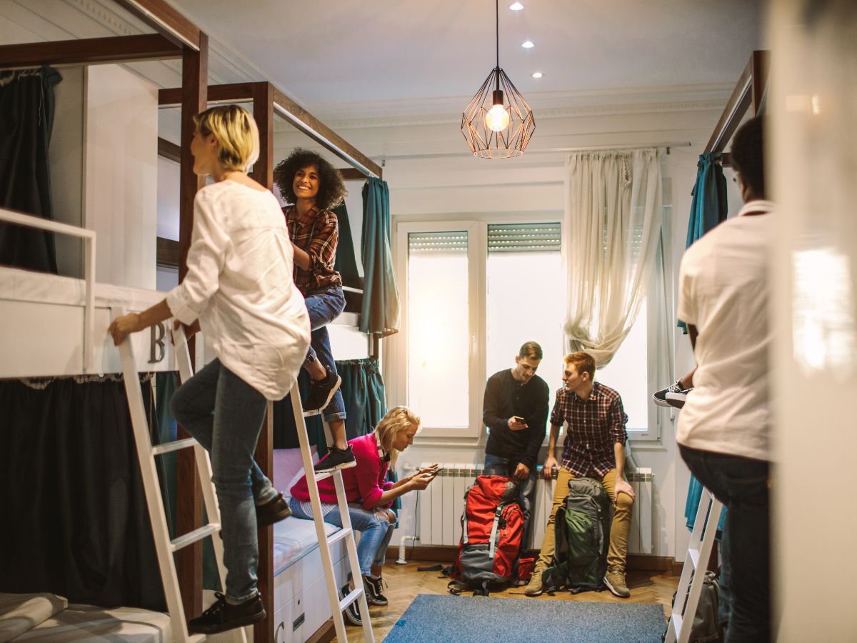 The 8 Types of People you meet in Hostels